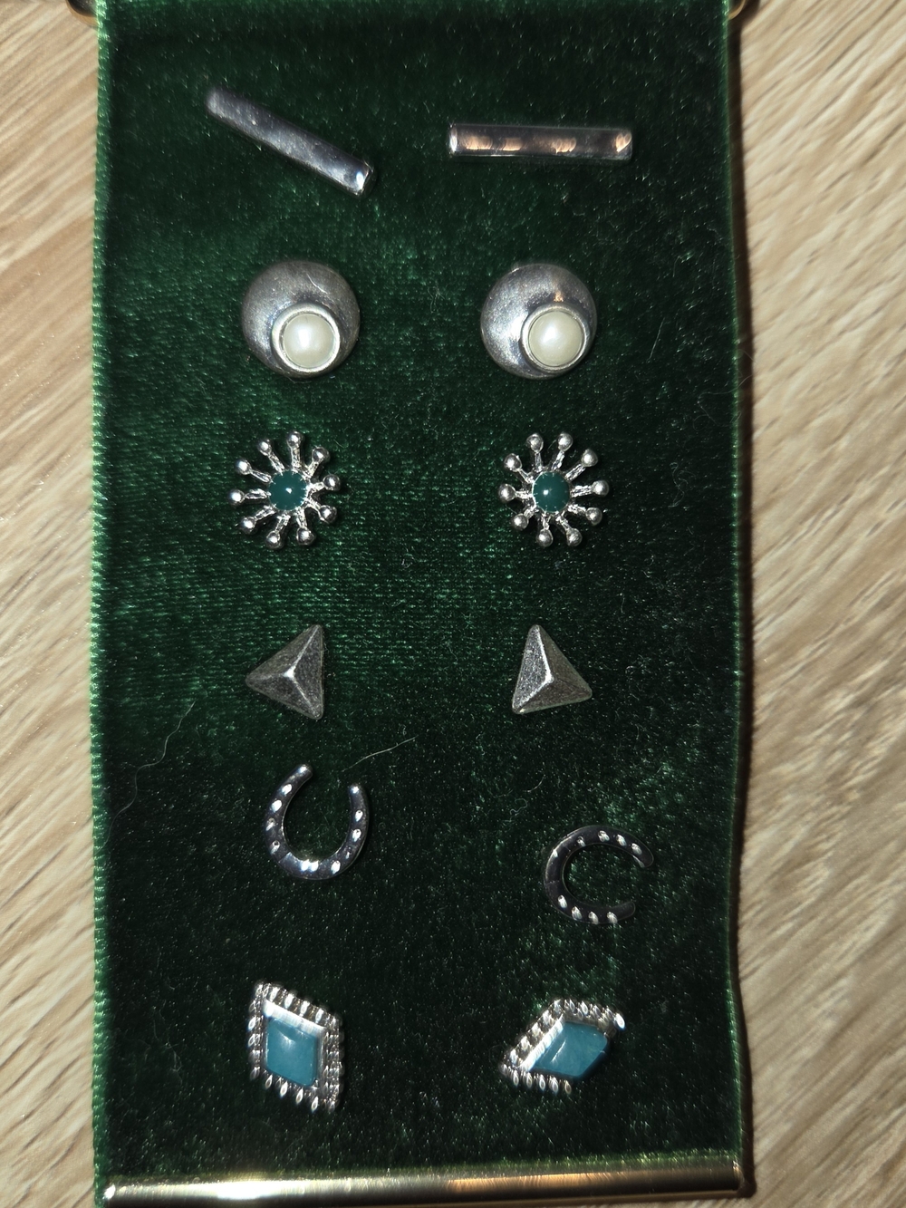 Source Unknown Silver and Teal Mixed Stud Earring Set